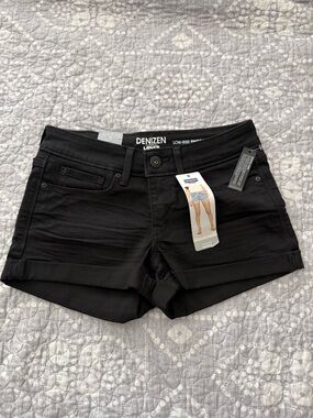 Denizen from Levi's Black Low-Rise Cuffed Jean Shorts